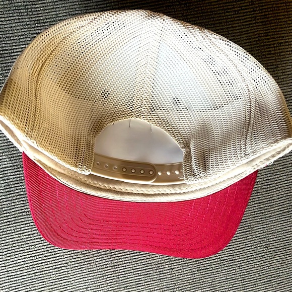 NEW Yuengling set - Picture 5 of 7